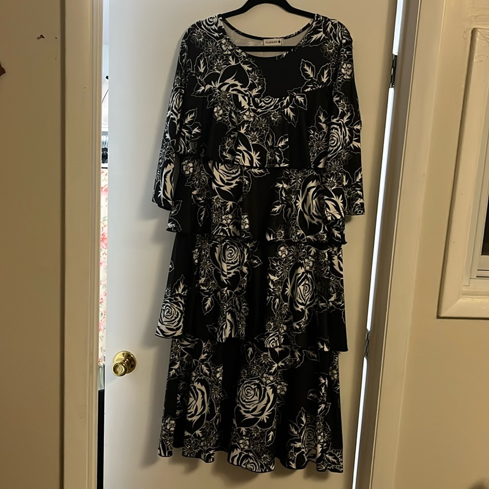 NWT Nuggles Olivia Dress